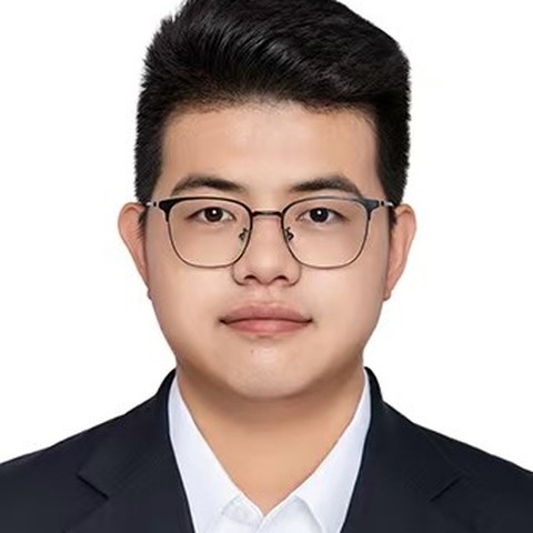 李佳鹏个人照片